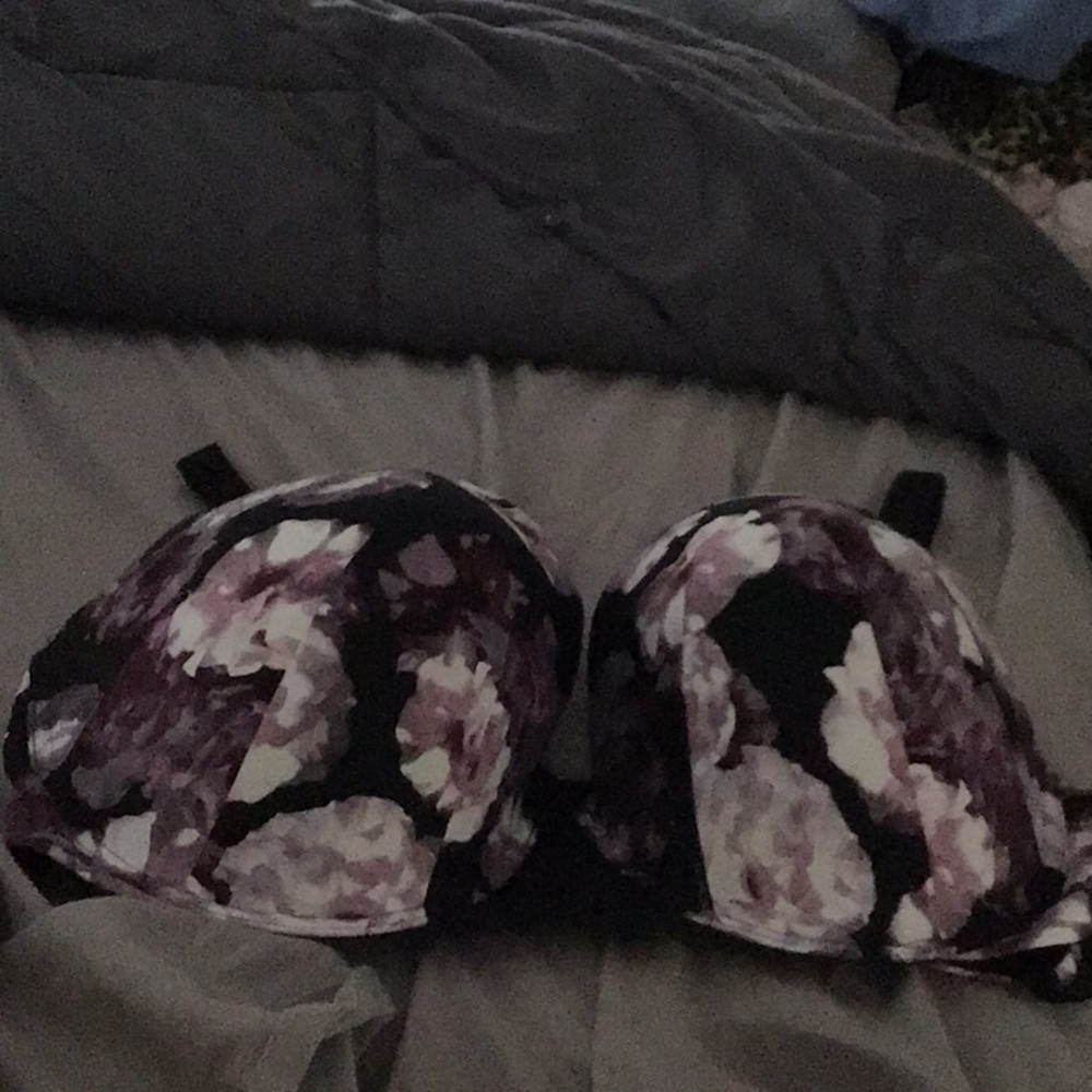 Torrid curve bra 42DD